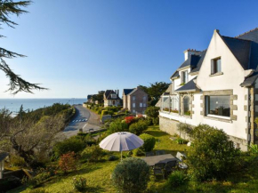 Beautiful holiday home with sea view in Erquy